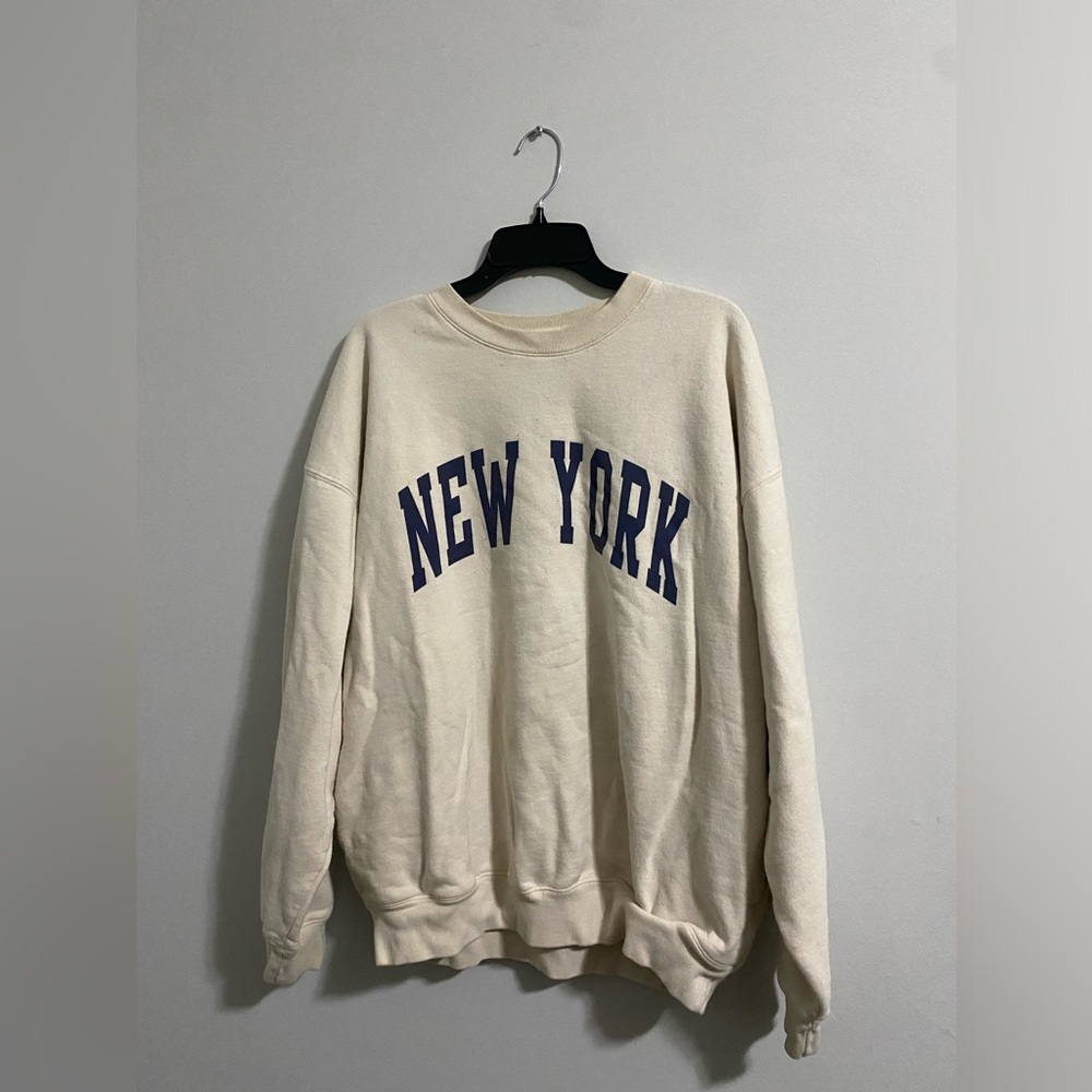 Brandy Melville crewneck